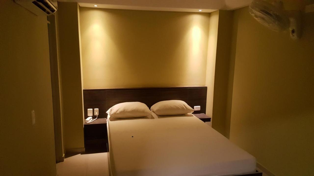 Hotel 56 Avenue Plaza Барранкилья Экстерьер фото